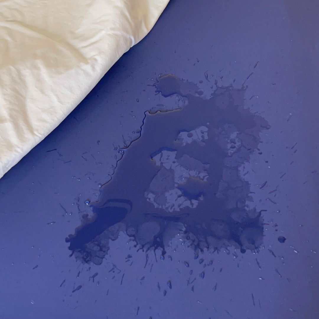 Tuck + Tide- Wipe clean fitted mattress protector